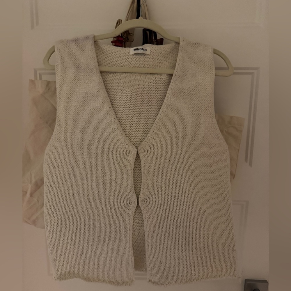 CLOSET SALE 20% off 2 items